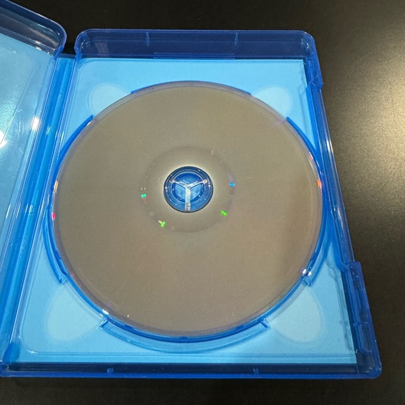 Haunting of the Queen Mary - Blu-ray - Picture 4 of 4